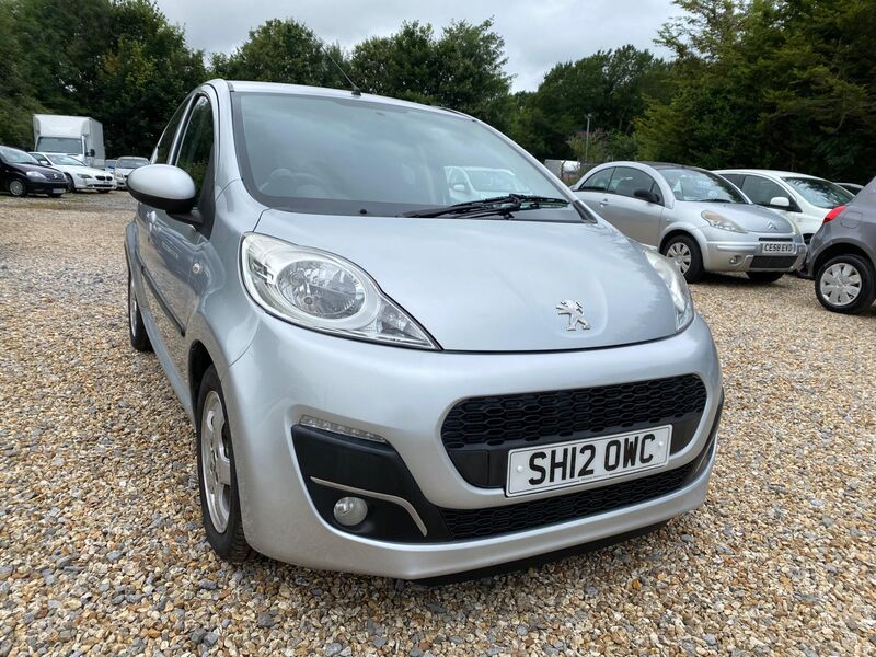 PEUGEOT 107