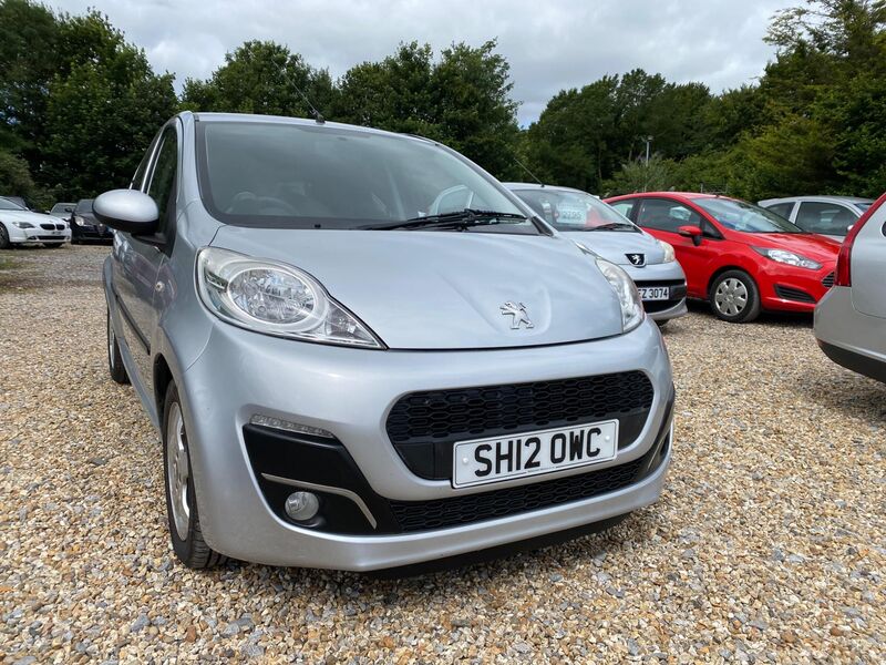 PEUGEOT 107