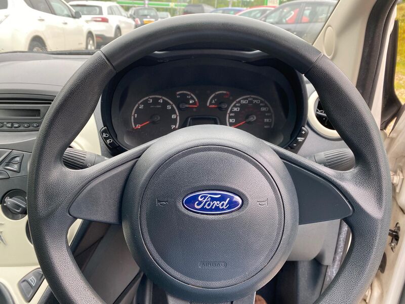 FORD KA