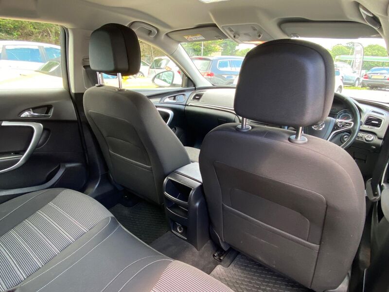 VAUXHALL INSIGNIA
