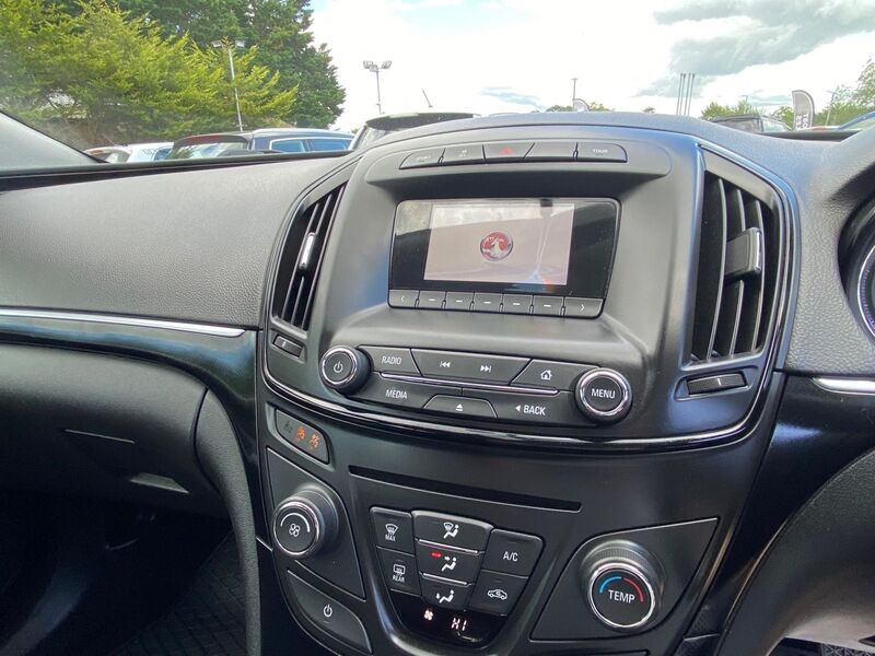 VAUXHALL INSIGNIA