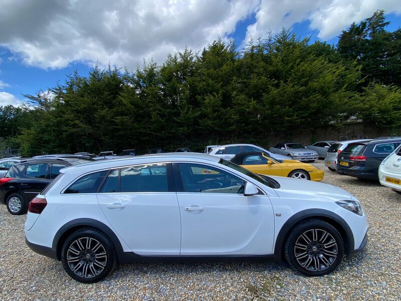 VAUXHALL INSIGNIA