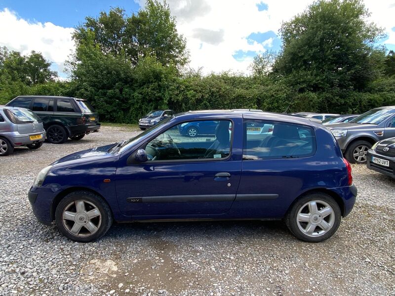 RENAULT CLIO