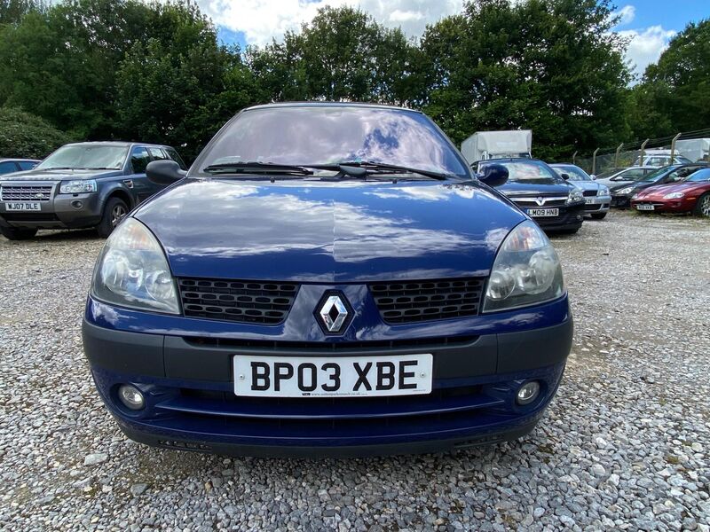 RENAULT CLIO