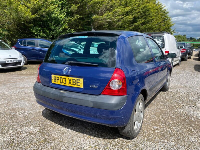 RENAULT CLIO