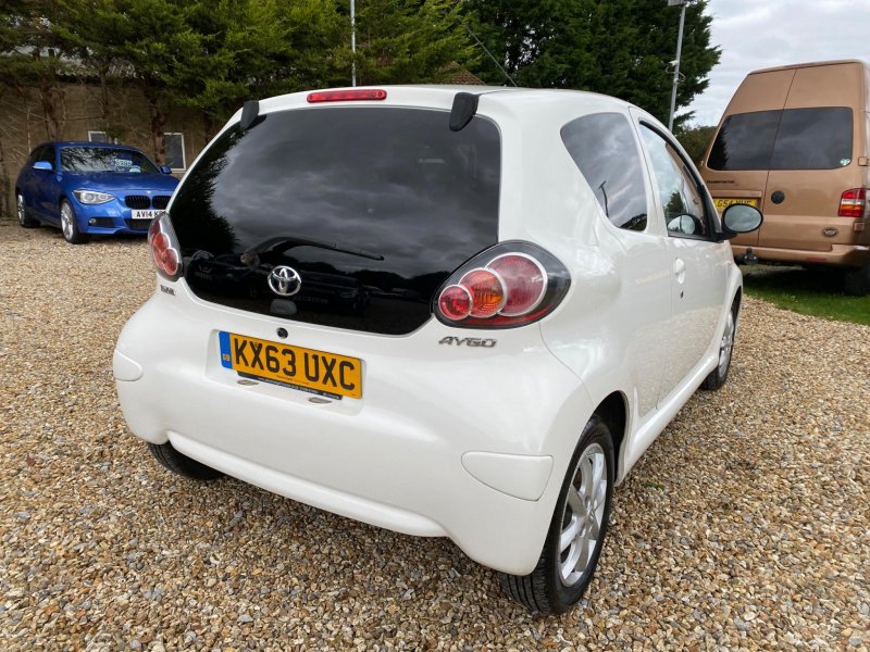 TOYOTA AYGO