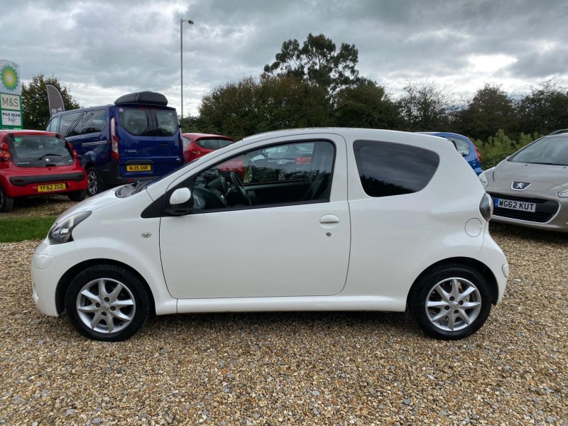 TOYOTA AYGO