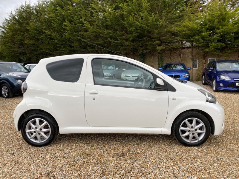 TOYOTA AYGO