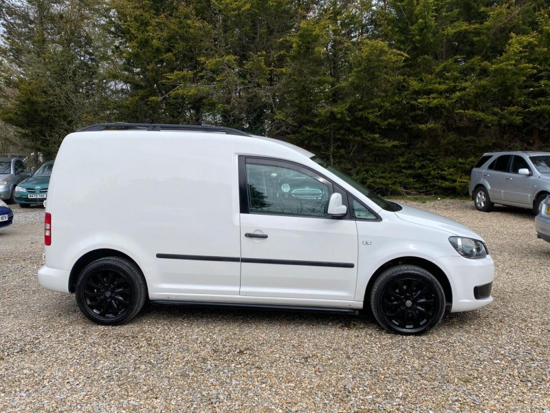 VOLKSWAGEN CADDY