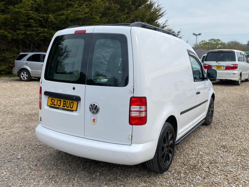 VOLKSWAGEN CADDY