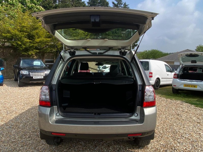 LAND ROVER FREELANDER 2