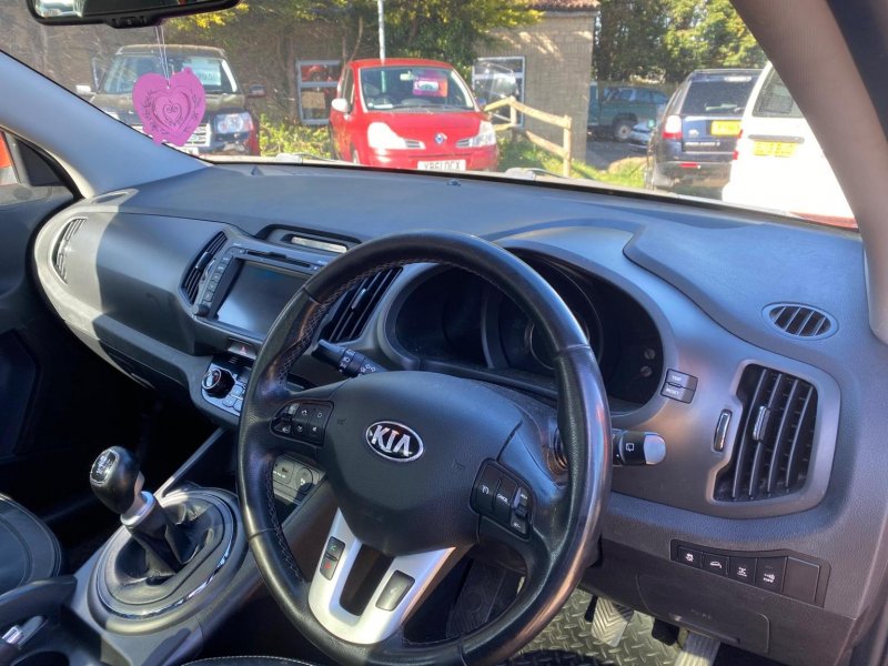 KIA SPORTAGE