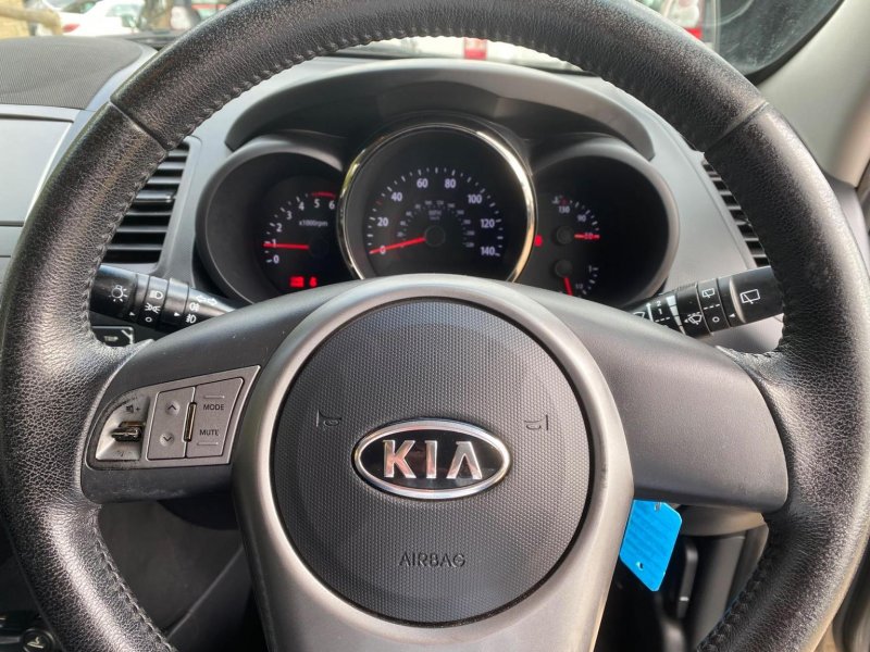 KIA SOUL