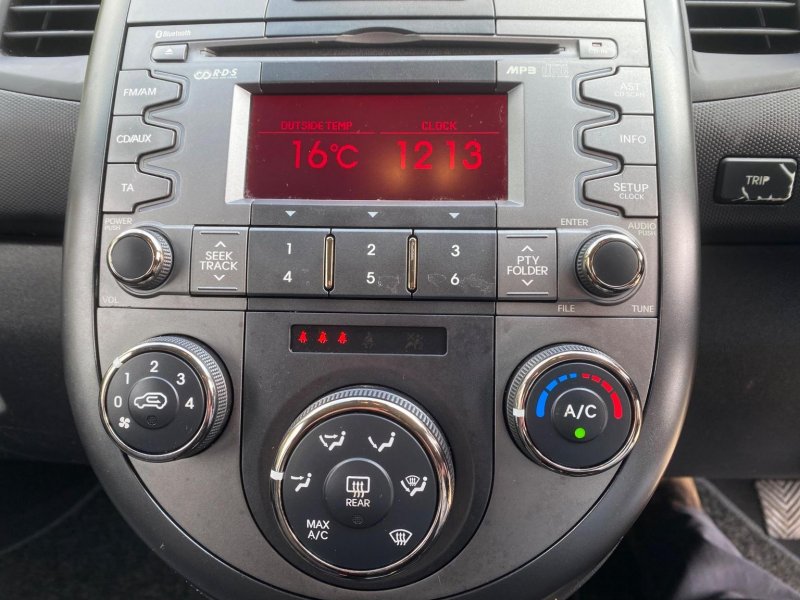 KIA SOUL