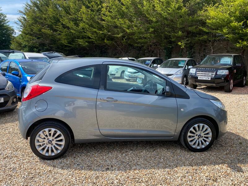 FORD KA