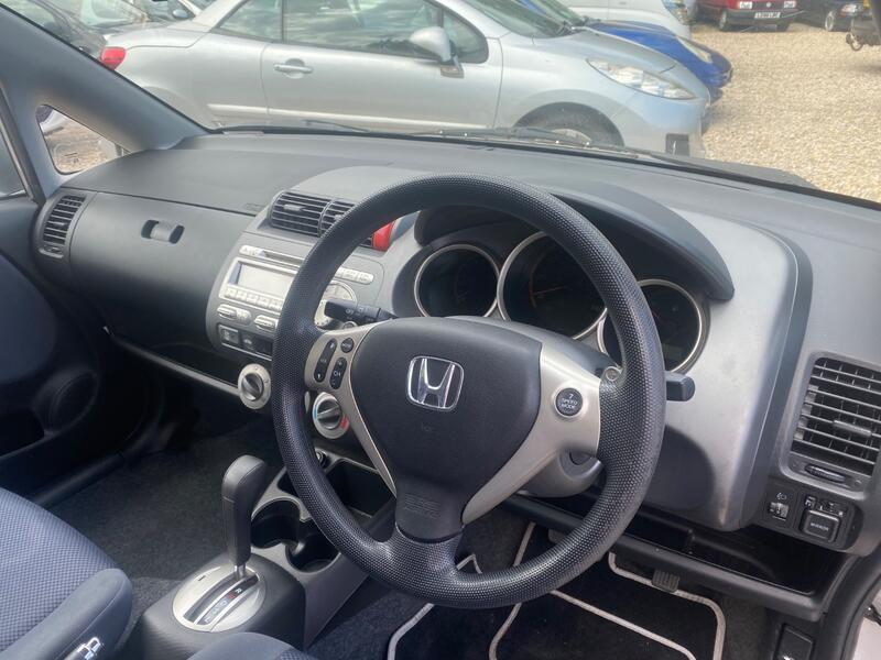 HONDA JAZZ