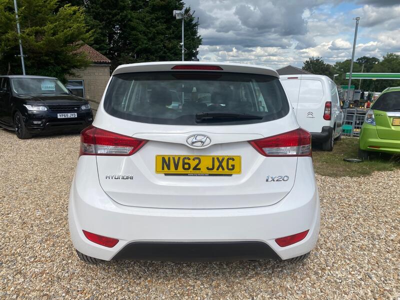 HYUNDAI IX20