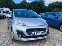 PEUGEOT 107