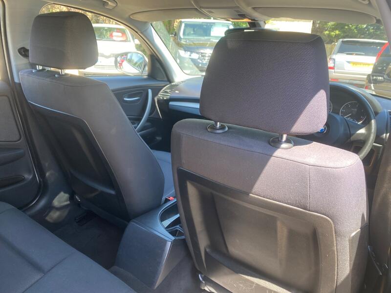 BMW 1 SERIES