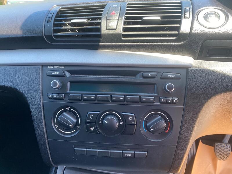 BMW 1 SERIES