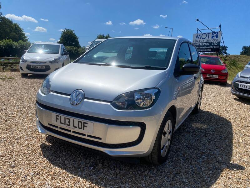VOLKSWAGEN UP